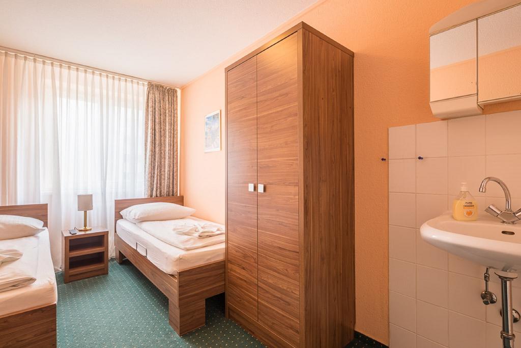 City Hotel Ansbach Am Kadewe Berlin Kültér fotó