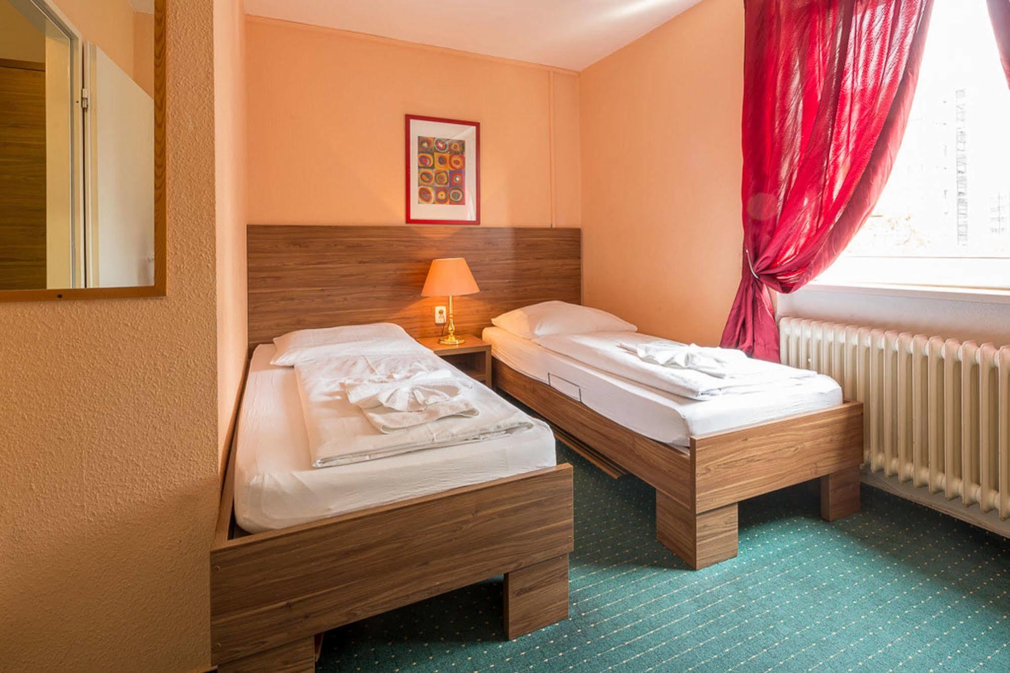 City Hotel Ansbach Am Kadewe Berlin Kültér fotó